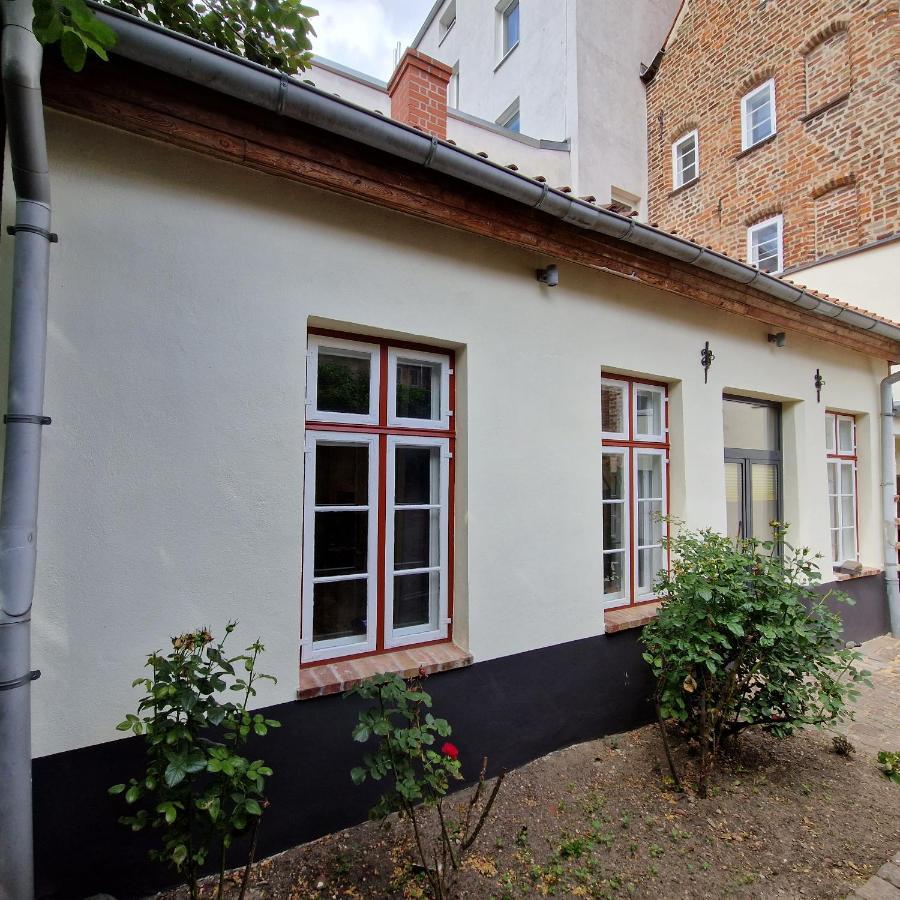 Im Einhornhaus *
